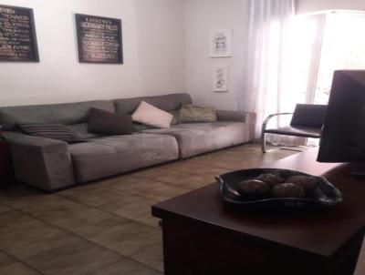 Casa para Venda, em Volta Redonda, bairro Voldac, 3 dormit�rios, 3 banheiros, 1 su�te, 2 vagas