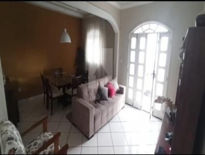 Casa para Venda, em Volta Redonda, bairro Santo Agostinho, 5 dormit�rios, 4 banheiros, 1 su�te, 1 vaga