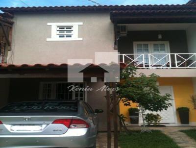 Casa para Venda, em Volta Redonda, bairro Jardim Am�lia, 3 dormit�rios, 2 banheiros, 1 su�te, 2 vagas