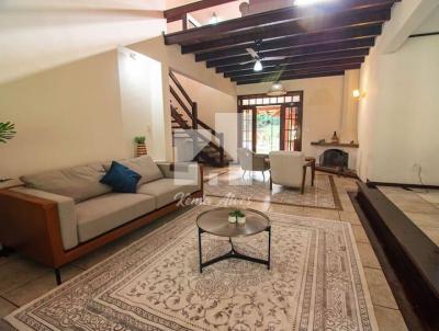 Casa para Venda, em Itatiaia, bairro Penedo, 4 dormit�rios, 4 banheiros, 1 su�te